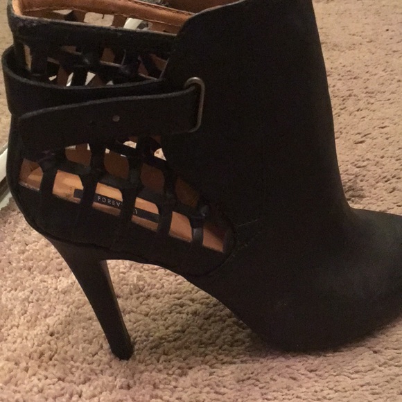 Forever 21 booted heels 4”inch - Picture 2 of 3